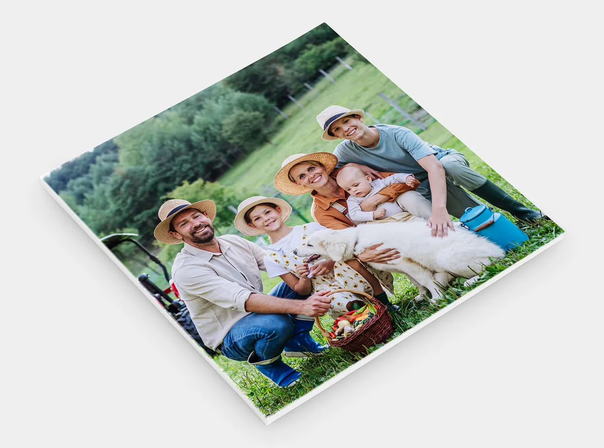 Echtfotobuch Softcover 20x20 | mit Familienfoto